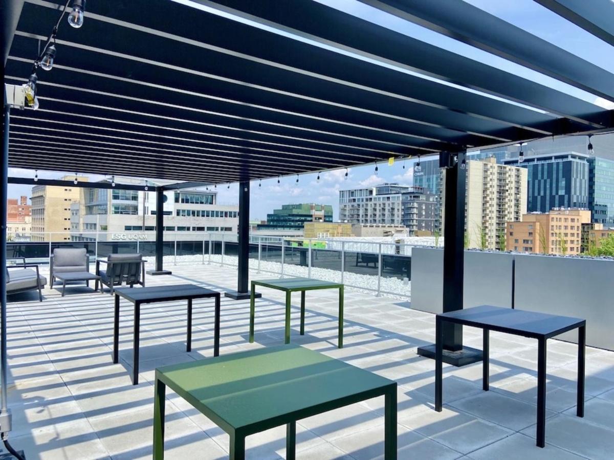 Appartement Condo Avec Terrasse Privee Dans Le Quartier Des Spectacles Montréal Kültér fotó